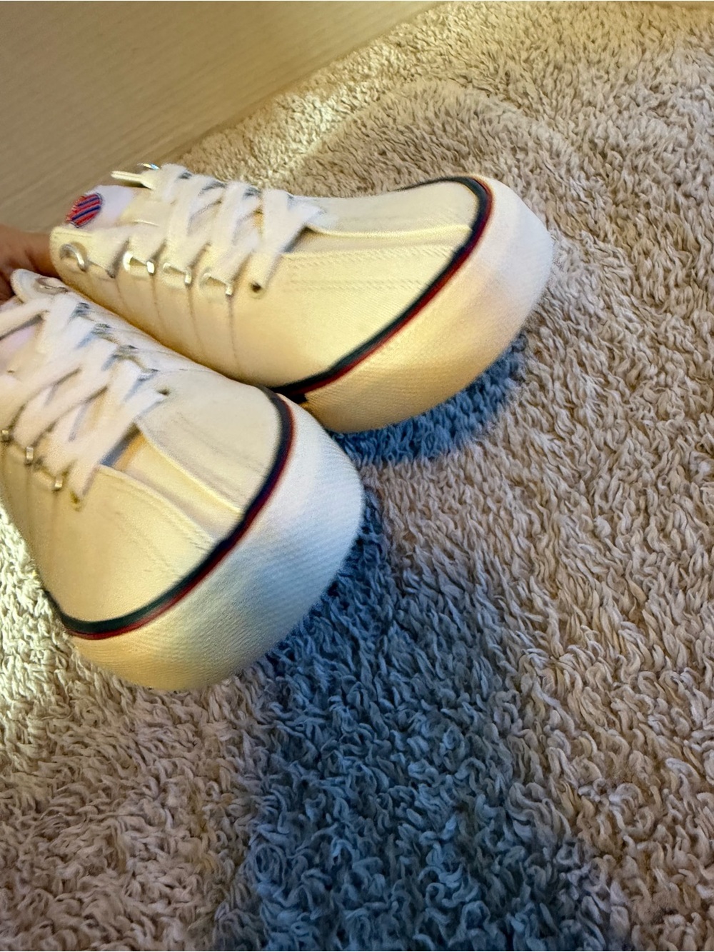 K-Swiss Women's Surf 'n Turf Og Sneaker, White/Classic Blue/Ribbon sz 10 new - Picture 4 of 10